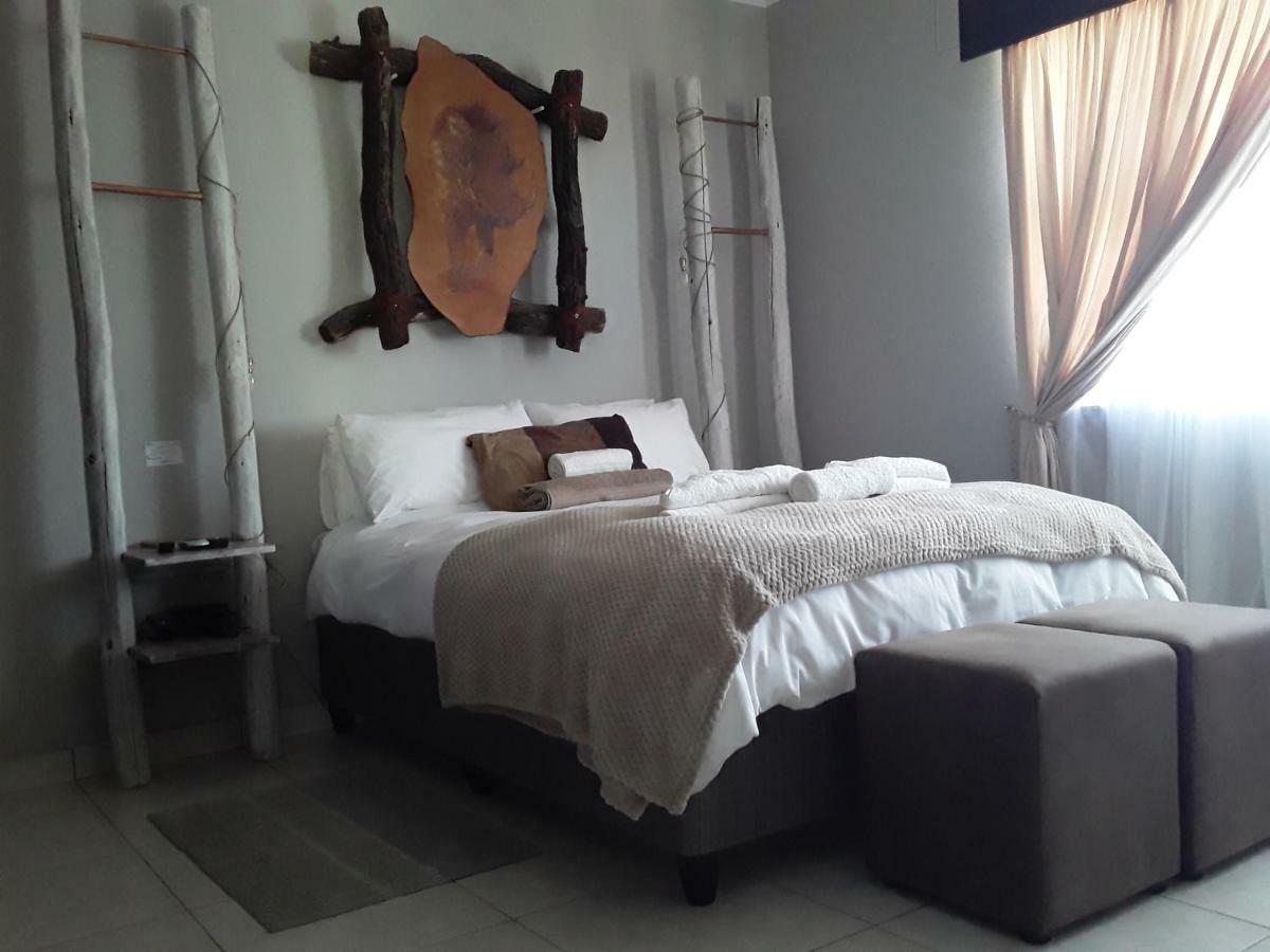 Die Windpomp Guesthouse Gobabis Esterno foto